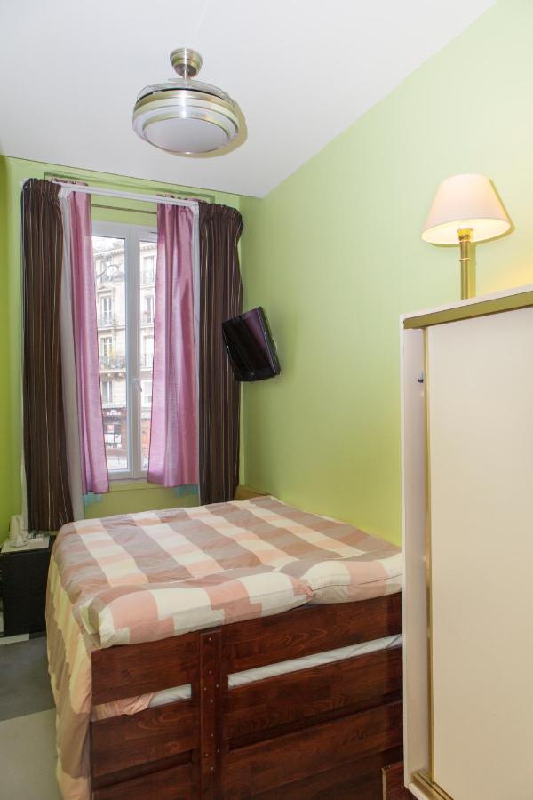 Bed and Breakfast Club246 Paris Saint Martin Exteriér fotografie