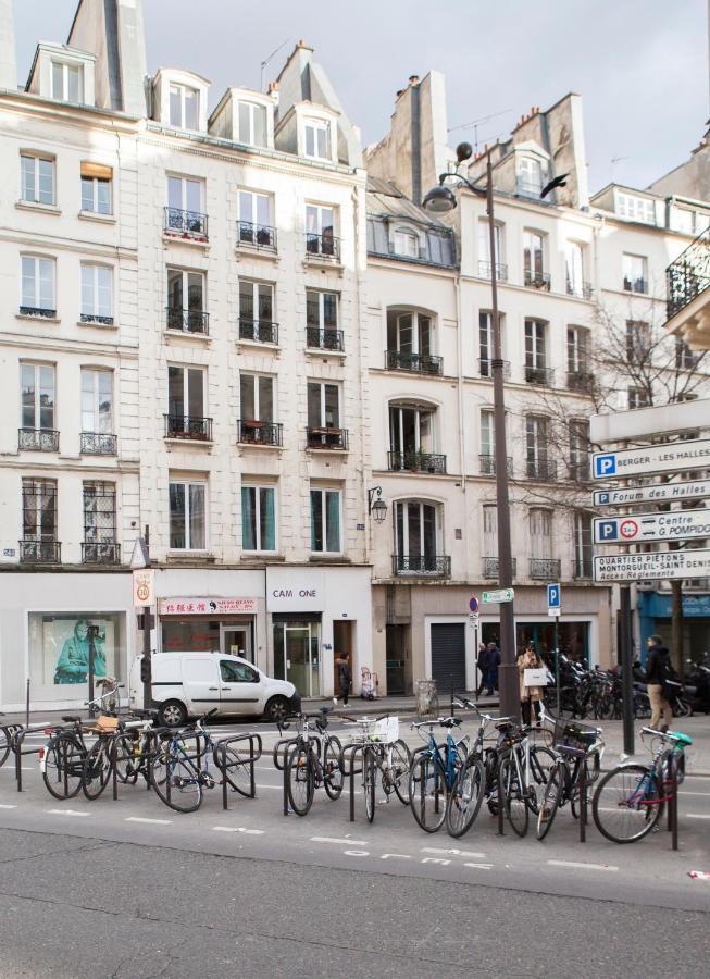 Bed and Breakfast Club246 Paris Saint Martin Exteriér fotografie
