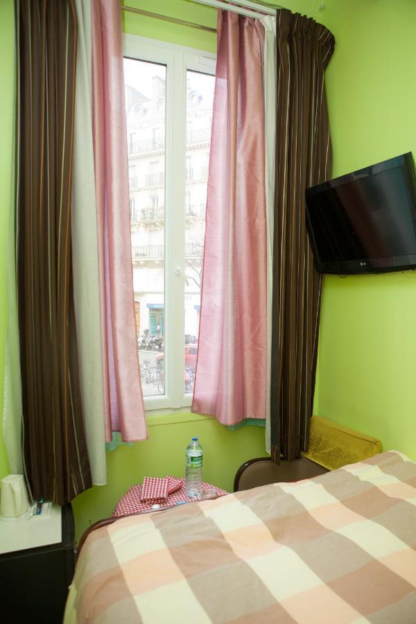 Bed and Breakfast Club246 Paris Saint Martin Exteriér fotografie